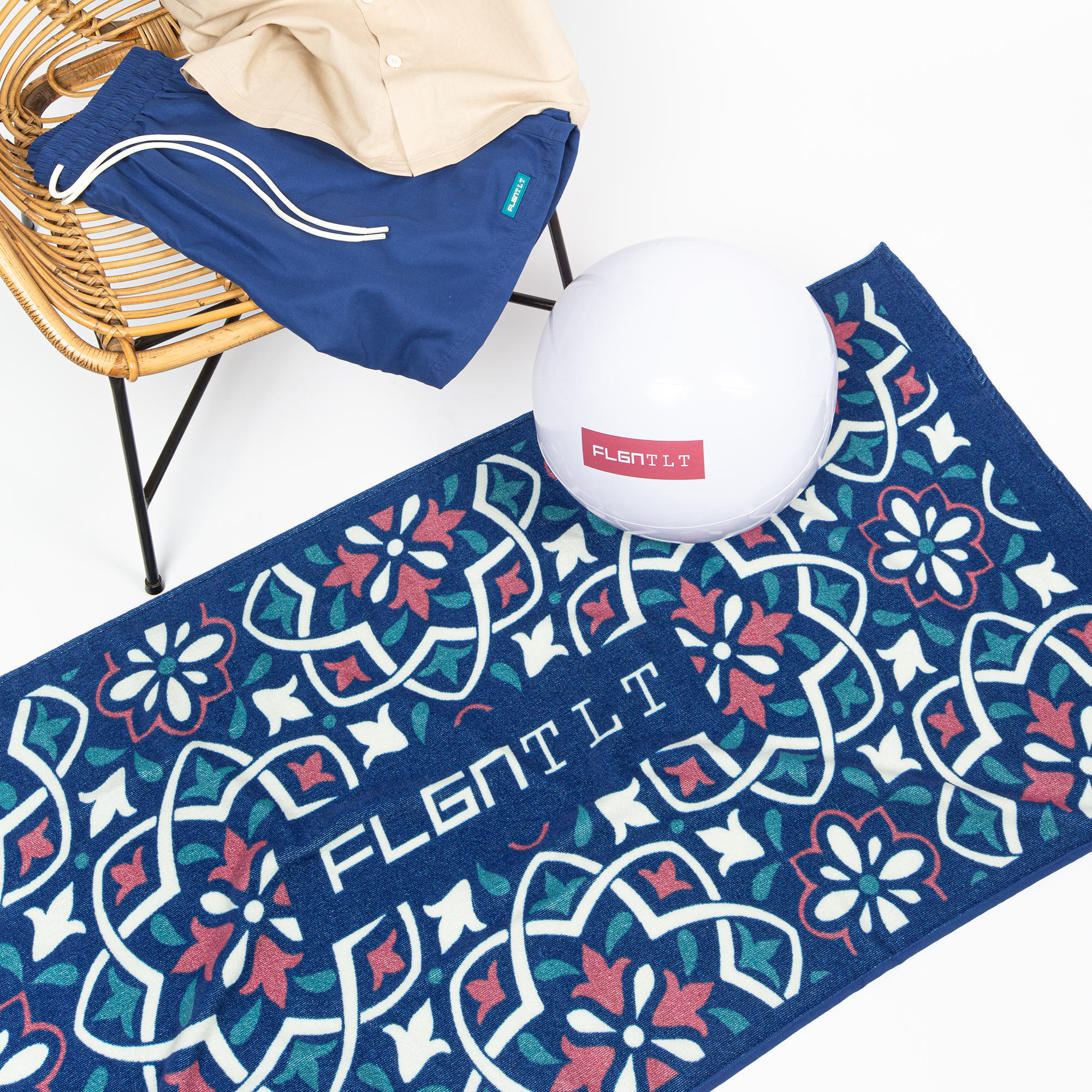 FLGNTLT BEACH TOWEL