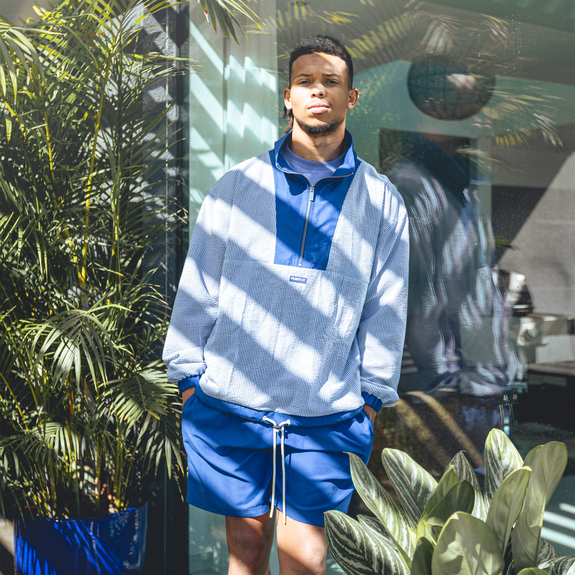 FLGNTLT SURF WINDBREAKER