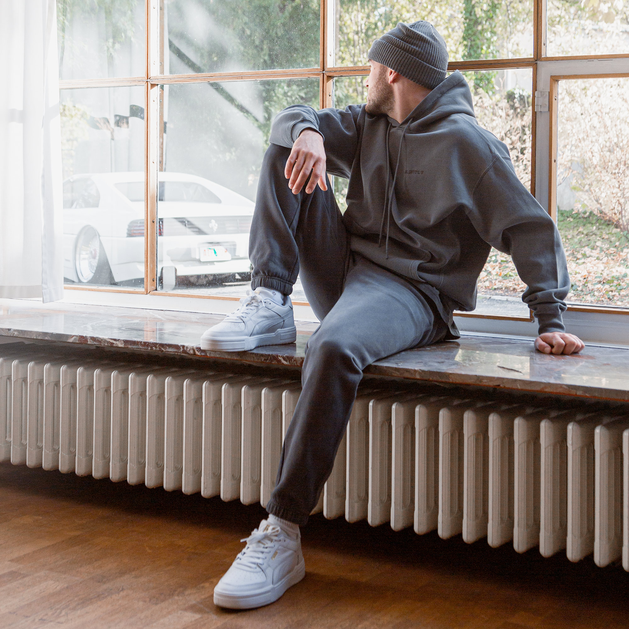 FLGNTLT GRAPHITE PANTS