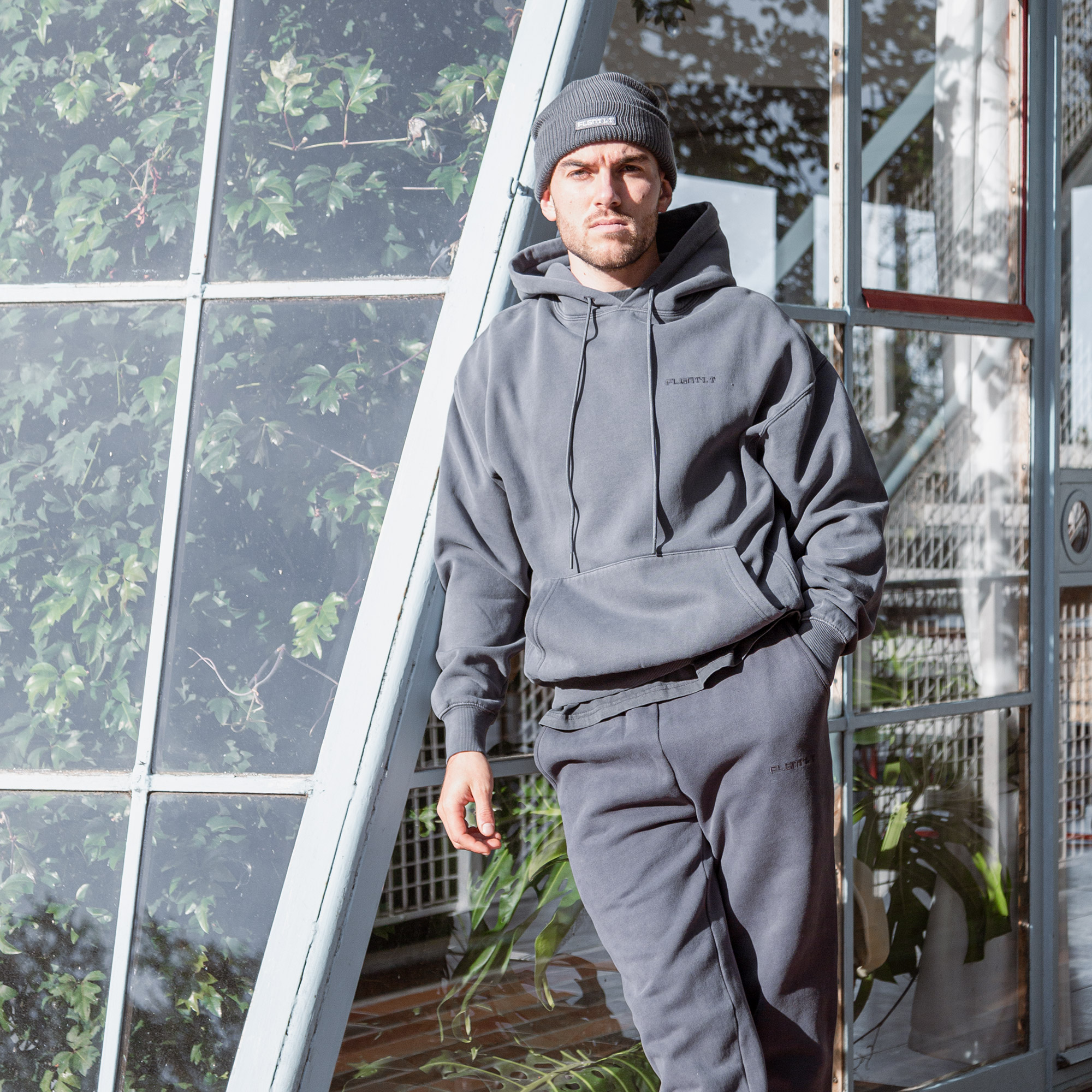 FLGNTLT GRAPHITE HOODIE