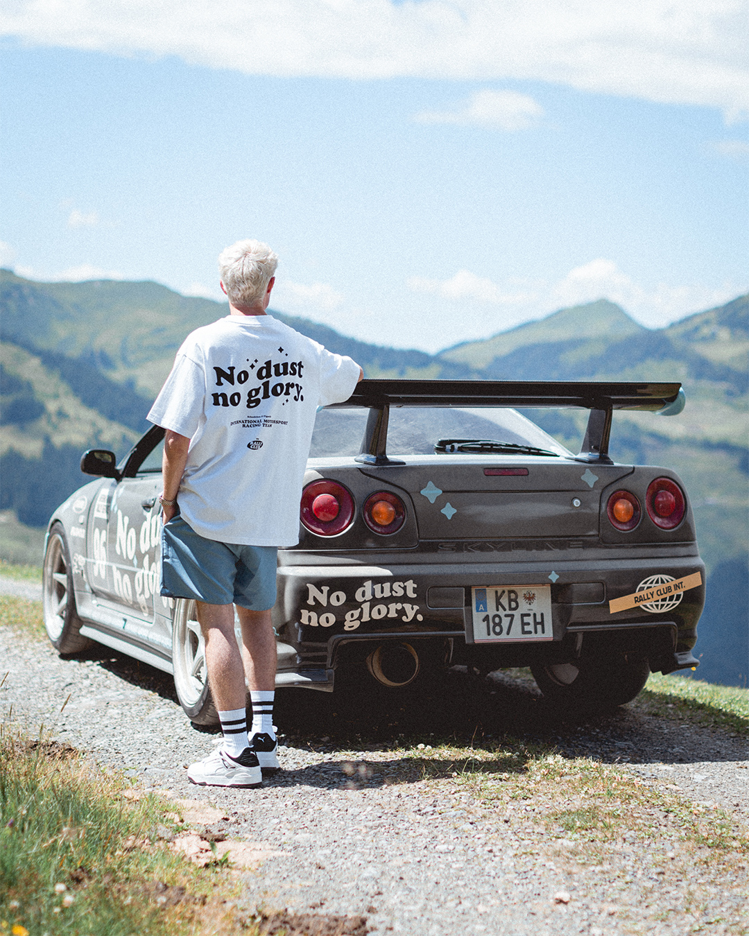 FLGNTLT & SCHAEFCHEN SHEEP TEE