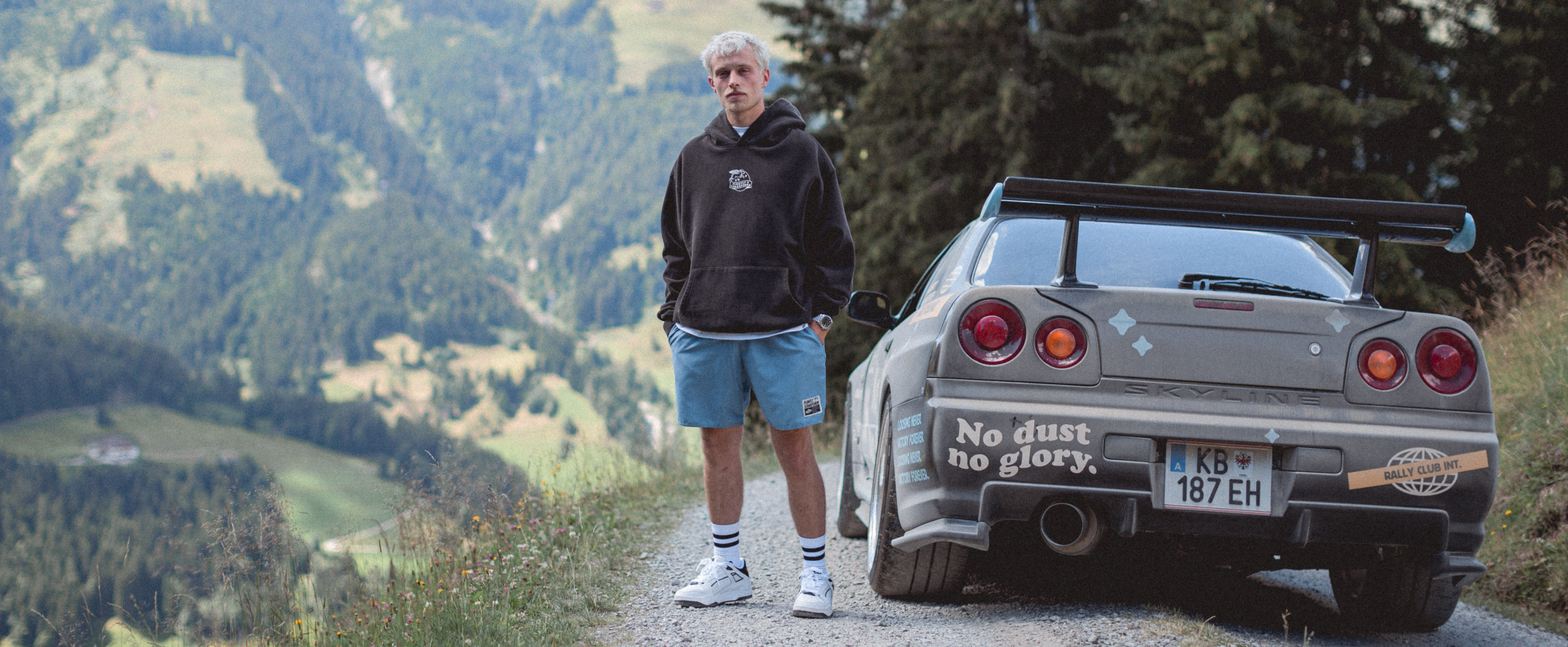 FLGNTLT x SCHAEFCHEN RALLY SHORTS