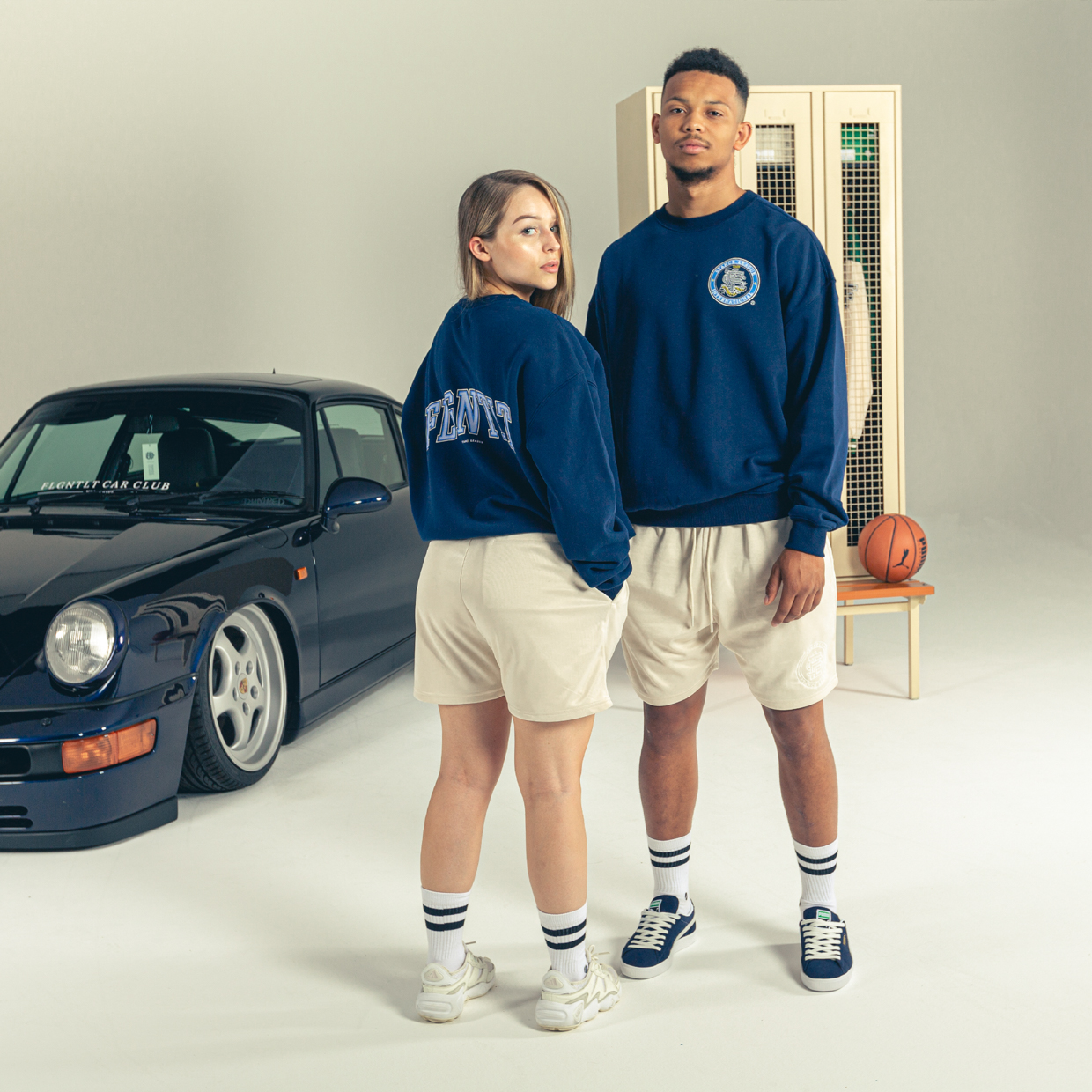 FLGNTLT VARSITY CREWNECK