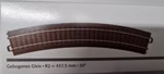 Maerklin-H0-24230-gebogenes-C-Gleis-Radius-437-5-MM-30-GR--13589.jpg