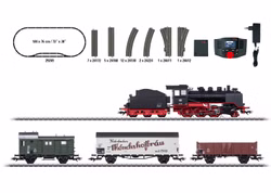 Maerklin-H0-29249-Digital-Startpackung-Nahgueterzug-mit-BR-24-63925.jpg Maerklin-H0-29249-Digital-Startpackung-Nahgueterzug-mit-BR-24-63925.jpg