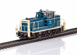 Maerklin-H0-38601-Diesellok-BR-260-DB-64130.jpg Maerklin-H0-38601-Diesellok-BR-260-DB-64130.jpg