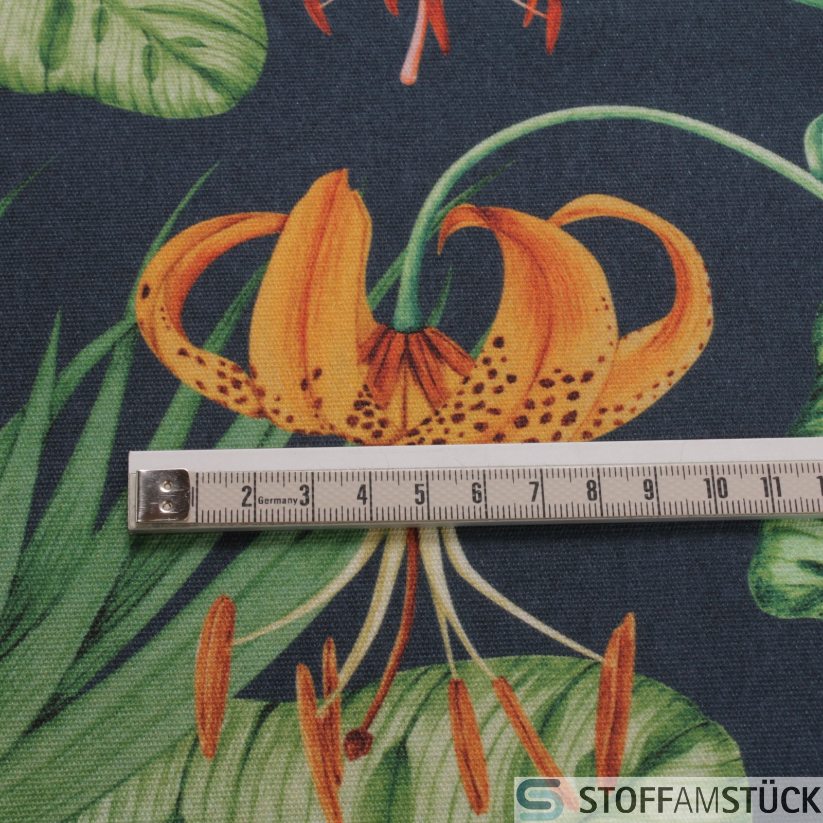 1,0 Meter Dralon Leinwand dunkelblau Agave Lilie | Stoff am Stck