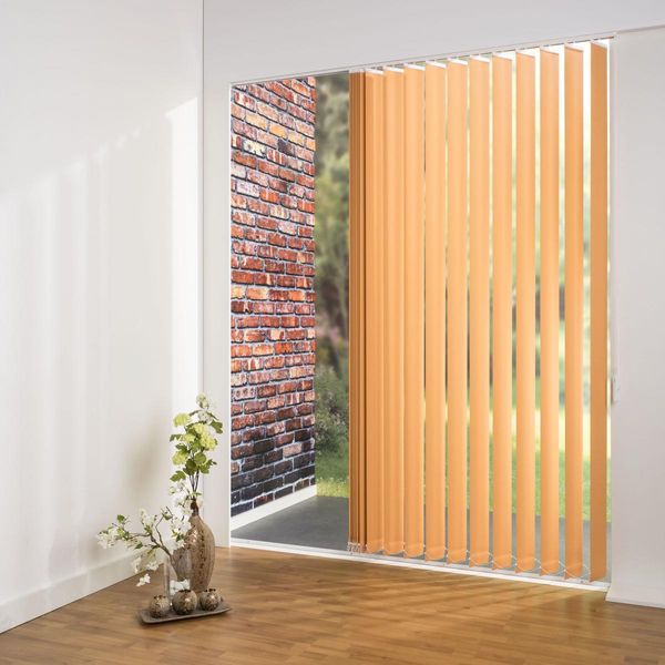Vertikalanlage Maß, 127 mm Lamelle, 180 x 250 cm, apricot