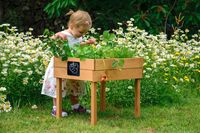 Kleines Kinderhochbeet mit Kreidetafel braun