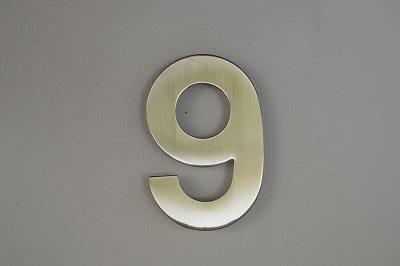 Edelstahl Hausnummer "9"
