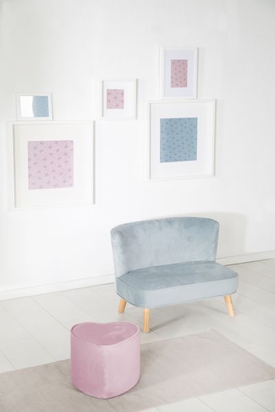 Kinderhocker in Herzform „Lil Sofa“, bequemer Hocker mit Samtstoff in Mauve bezogen, Pouf