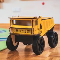 Holzspielzeug Laster BamBam 01