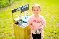 TP Toys Holz Kinderspielküche mit Waschbecken
