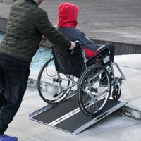 Rollstuhlrampe Auffahrrampe Rollstühle Rollatoren Faltbar Aluminium PVC