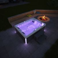 Outdoor Whirlpool Elba inkl. Heizung, Hydromassage, LED und Farblicht, Sanitäracryl