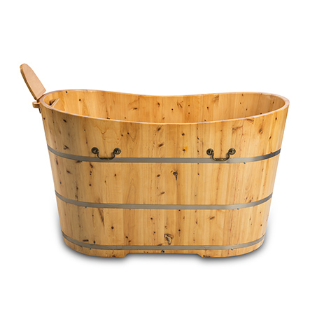 freistehende Holzbadewanne 120x62cm aus Zedernholz 120 L ergonomische Formgebung pflegeleichte Oberfläche verstärkter Rahmen inkl. Ablauf