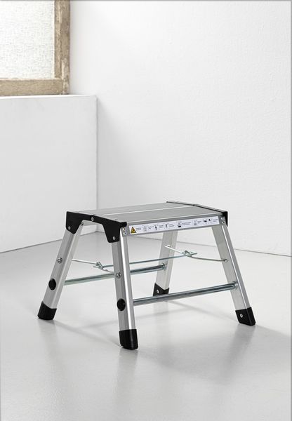 \nAluminium-Trittleiter - 2 Stufen