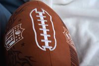 NFL Konturenkissen Größe 36 cm / Ø16,5cm