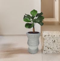 Runder Blumentopf in Rattan-Optik aus Stahl, ca. 37 x 37 x 60 cm
