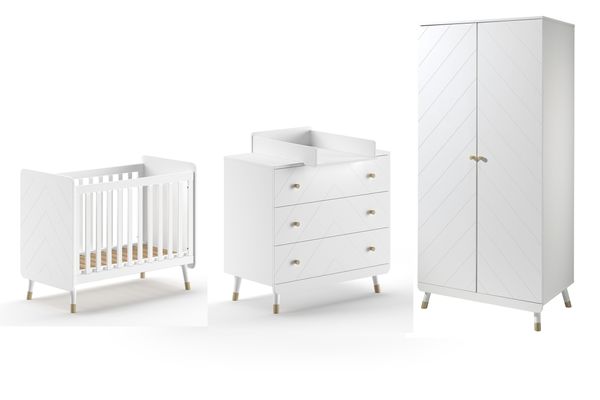 BILLY Babyzimmer, best. aus Kommode, Wickelaufsatz, Babybett 60x120 cm u. Schrank 2-trg.
