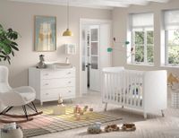 BILLY Babyzimmer, best. aus Kommode, Wickelaufsatz u. Babybett 60x120 cm