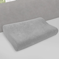 Halbrollenkissen oder Nackenstützkissen