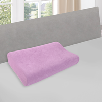 Halbrollenkissen oder Nackenstützkissen