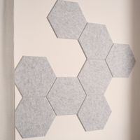 HOME DELUXE Akustikplatten Hexagon selbstklebend SILENT – Hellgrau - 5er Set