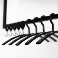 Home Deluxe Kleiderbügel aus Kunststoff RACK Schwarz - 10 Stück
