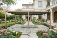 Aluminium-Pergola mit beweglicher Flügeltür, ca. 3 x 6 m - Dunkelbraun