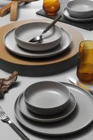 Elegantes 8-teiliges Tafelservice, 100 % Porzellan, spülmaschinen- und mikrowellengeeignet