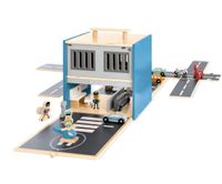 Pinolino Spielwelt „Polizeiwache Gordon“ – Holzspielzeug mit Figuren & Zubehör