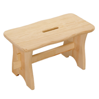 Fußbank aus Kiefernholz, FSC