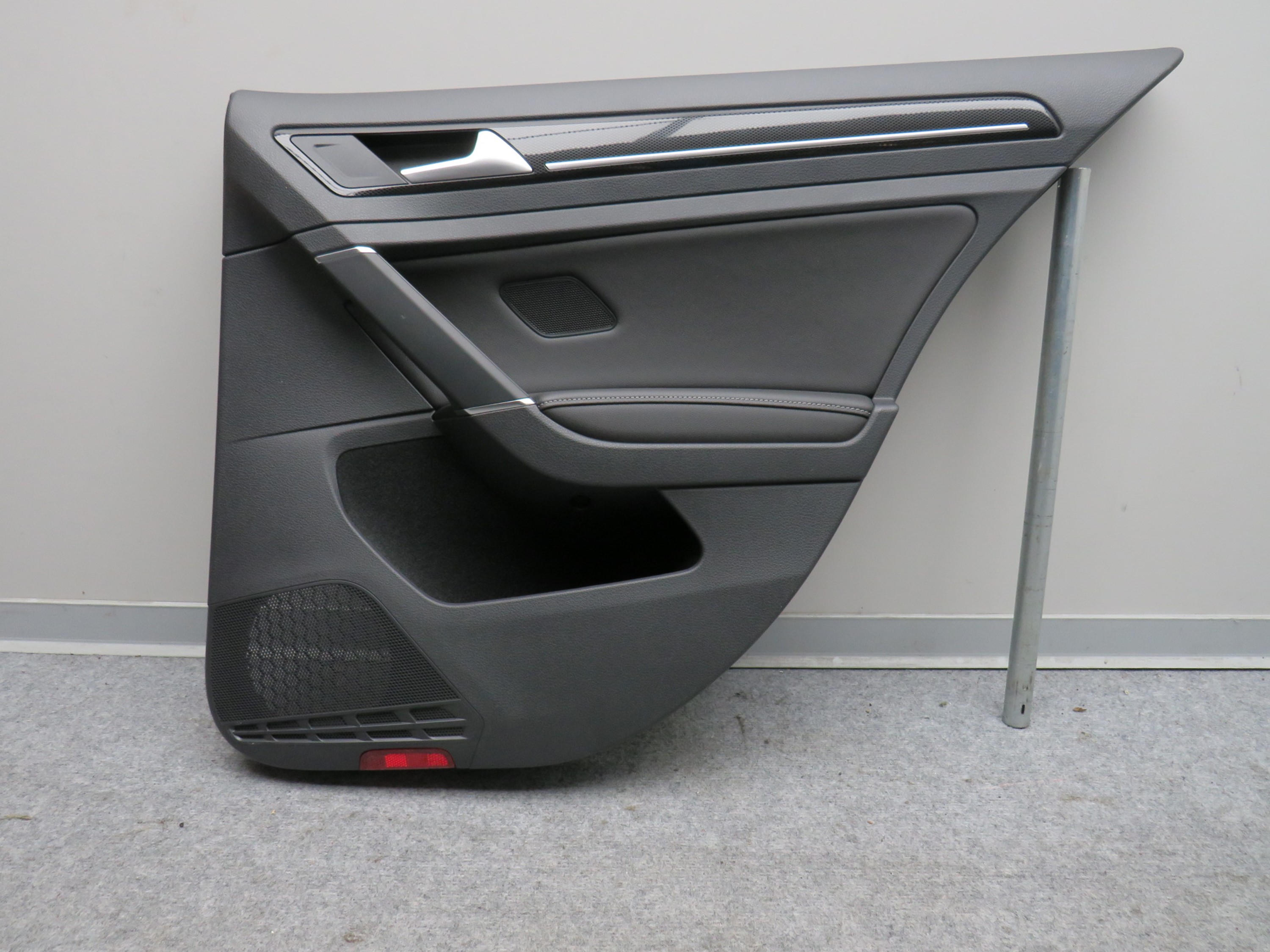 Türverkleidung hinten rechts Leder schwarz Cyclon VW Golf 7 5G 5  