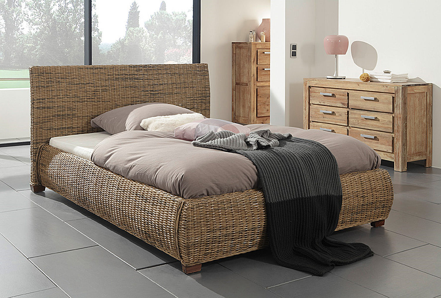     Wolf Möbel Rattanbett "Round" 180x200cm Rattan Holz Doppelbett Bettgestell Bett