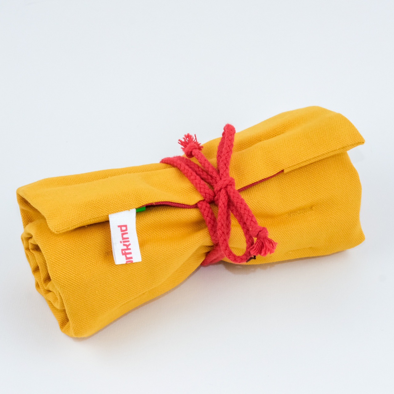 12 roll-up pencil case - curry/cherry