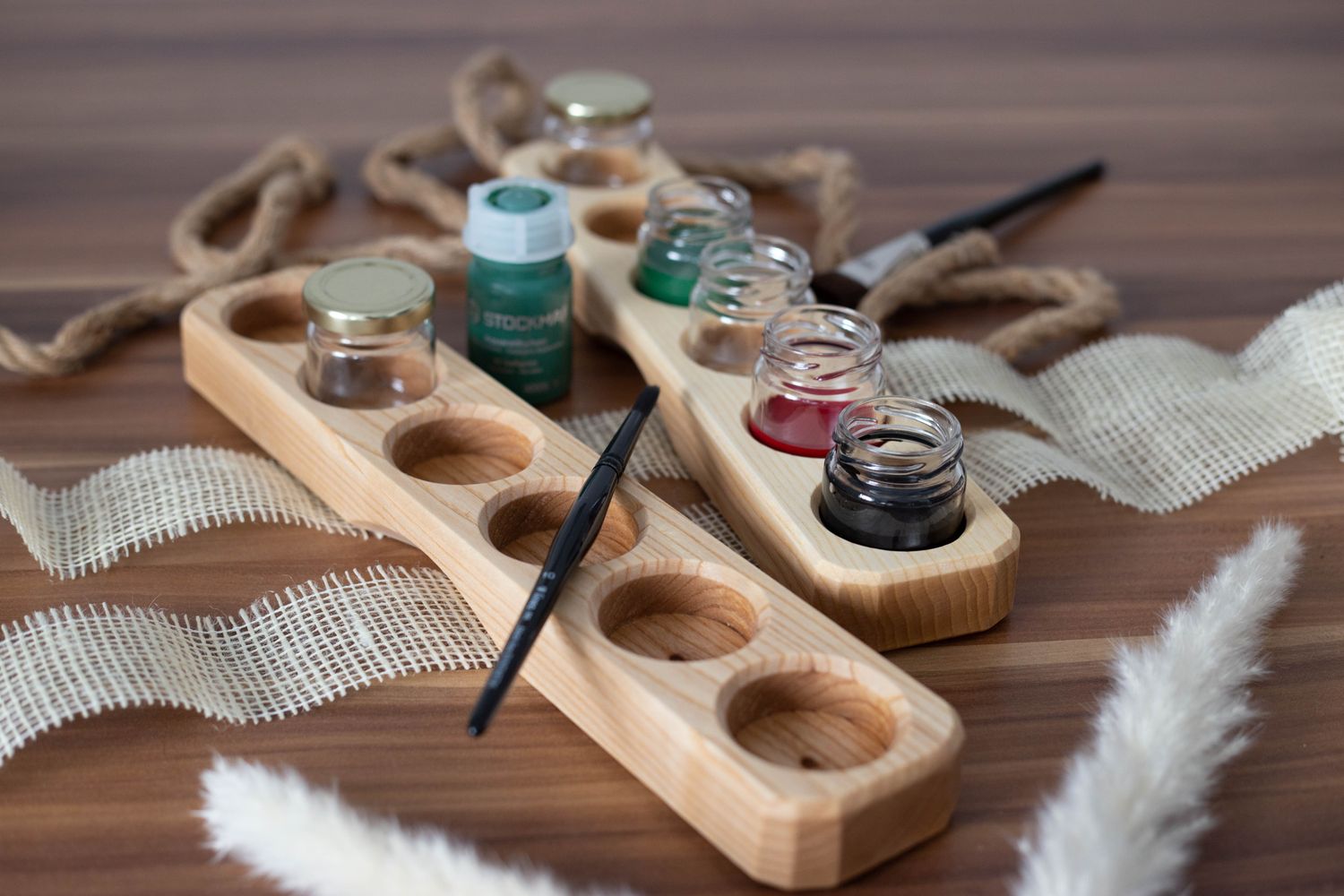 Wooden holder for watercolour incl. glasses 6s