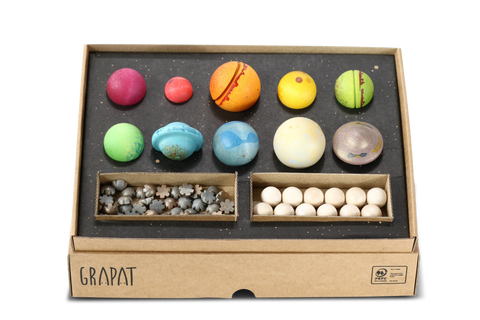 42985846-Grapat-Dear-Universe.png