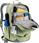 Der Deuter Schulrucksack Cotogy grove ripple-grove von Deuter zeigt sich aufgeklappt mit organisierten Fächern für Bücher Taschenrechner Stifte Telefon Regenschirm und eine Metallflasche. Er verfügt über verstellbare Träger und mehrere Staufächer.