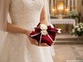 Ringkissen Weinrot Bordeaux Satin mit Creme Rosen - Handgefertigtes Kissen für Hochzeit Trauzeremonie 2