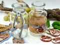 Vasen Oktoberfest Deko Bayrisch Braun mit Edelweiß, Bierkrug und Brezel Party Partydeko Tischdeko 2 Stück 2