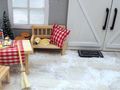 Wichteltür Holzbank Kissen Hund Weihnachtsdeko Puppenhaus Miniatur Set  5