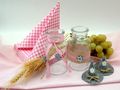 Deko-Vasen aus Glas mit bayrischem Rosa-Karo – Oktoberfest Tischdeko mit Bierkrügen & Edelweiß 4