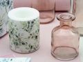Servietten, Vasen und Tischläufer in Rosa mit Kerze und Servietten mit Eukalyptusblätter 4