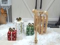 Miniatur Wichtel Zubehör SET Puppenhaus mit Miniatur Schlitten & Geschenke - Dekoration für Advent und Weihnachten 2