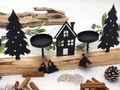 Teelichthalter Weihnachtsszene Holz Metall Schwarz Länglich Adventsgesteck Baum Haus  3