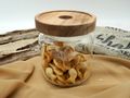 Deko Glas mit Holzdeckel - stilvoller Aufbewahrungsglas für Küche, Speisekammer, Badezimmer oder auf dem Esstisch 3