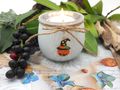 Stimmungsvolles Glas-Windlicht mit Kürbisanhänger in Weiß - Ideal für Herbstabende, Tischdeko & Halloween-Partys 6