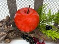 Deko Apfel in glänzendem Rot aus hochwertiger Keramik mit Stil aus Holz zum hinstellen 2