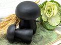 Deko-Pilz aus Mangoholz – Schwarz Matt, ca. 9,5 cm hoch 4